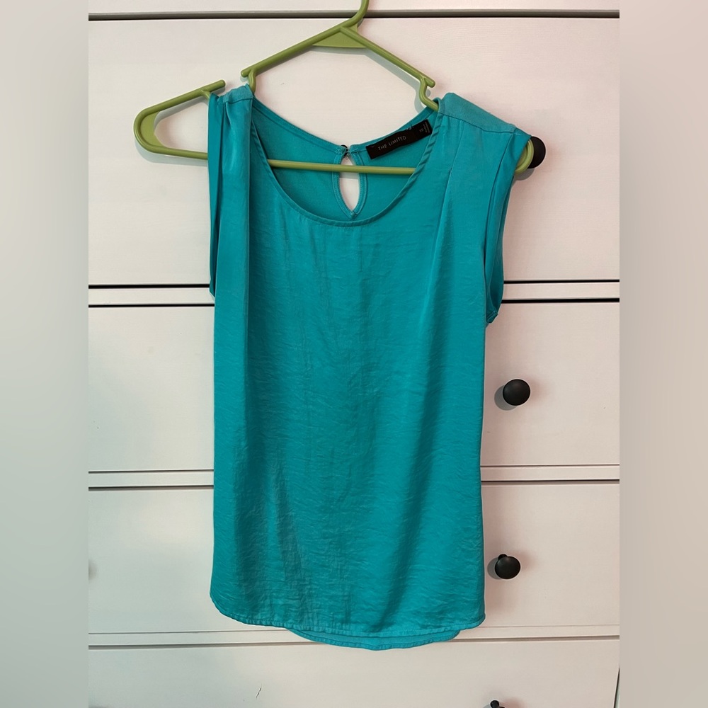 Silky blue top